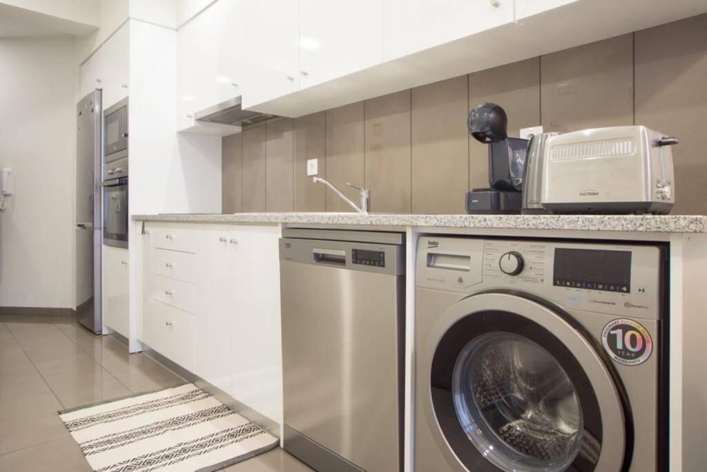 Modern Apartment In Coimbra City Center Buitenkant foto